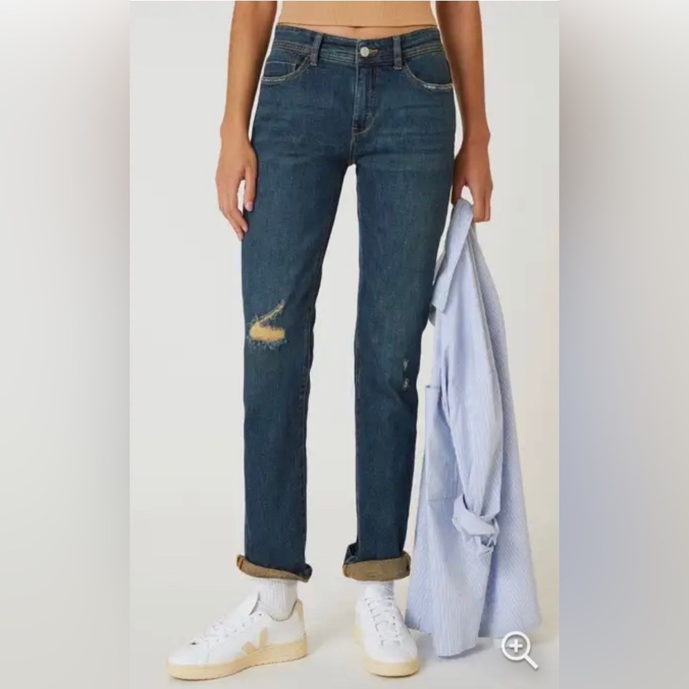 Anthropologie Pilcro The Slim Boyfriend Jeans Distressed medium dark wash sz 30